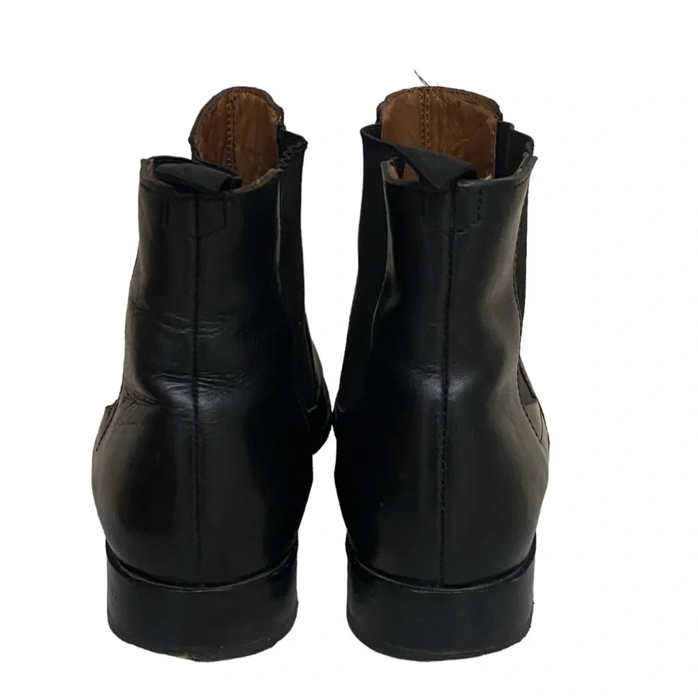Country Road Black Leather Chelsea Ankle Boots